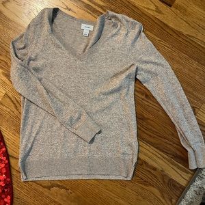 V neck sweater